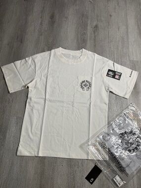 *NEW* *NEW* White CH Tee Shirt Size Small, Medium, Large 100% Authentic
